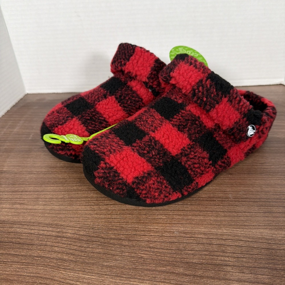 Crocs‎ Slippers Sandals Shoes Buffalo Plaid Red Black Cozy Lined Womens Size 8